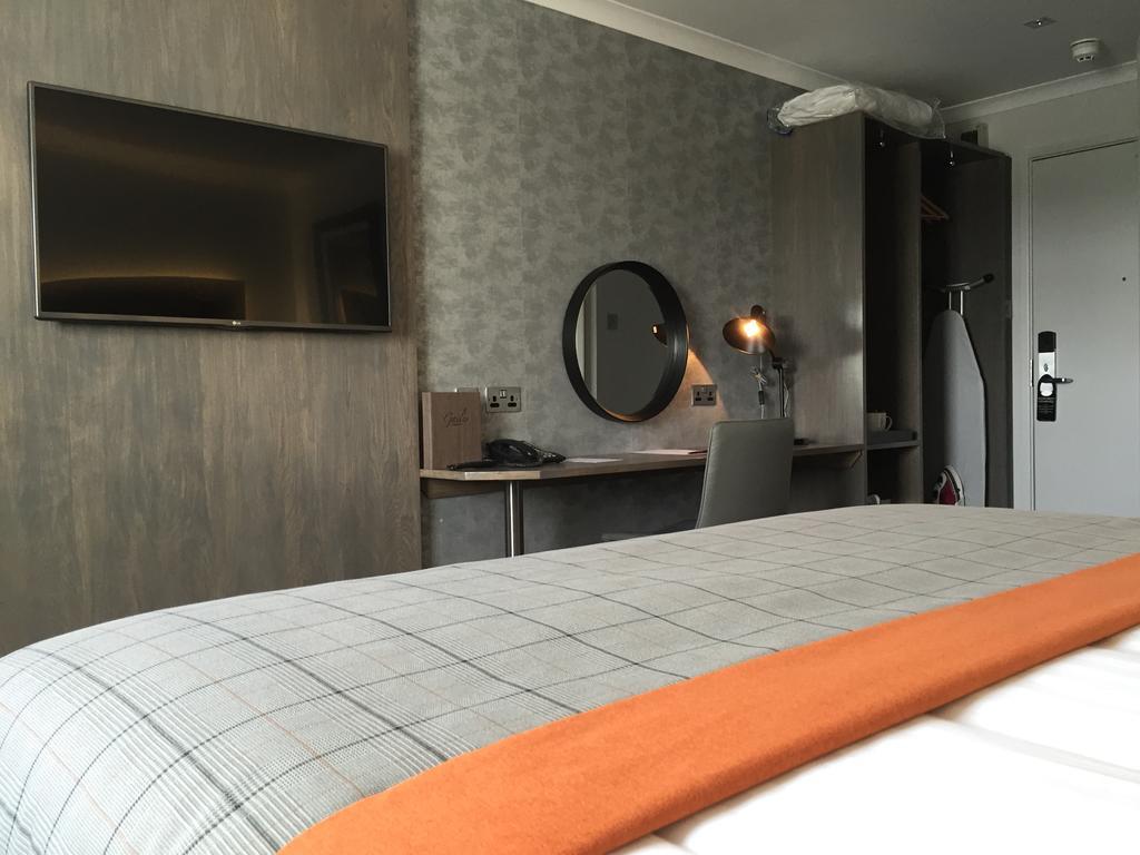 The Gailes Hotel & Spa Ирвин Экстерьер фото