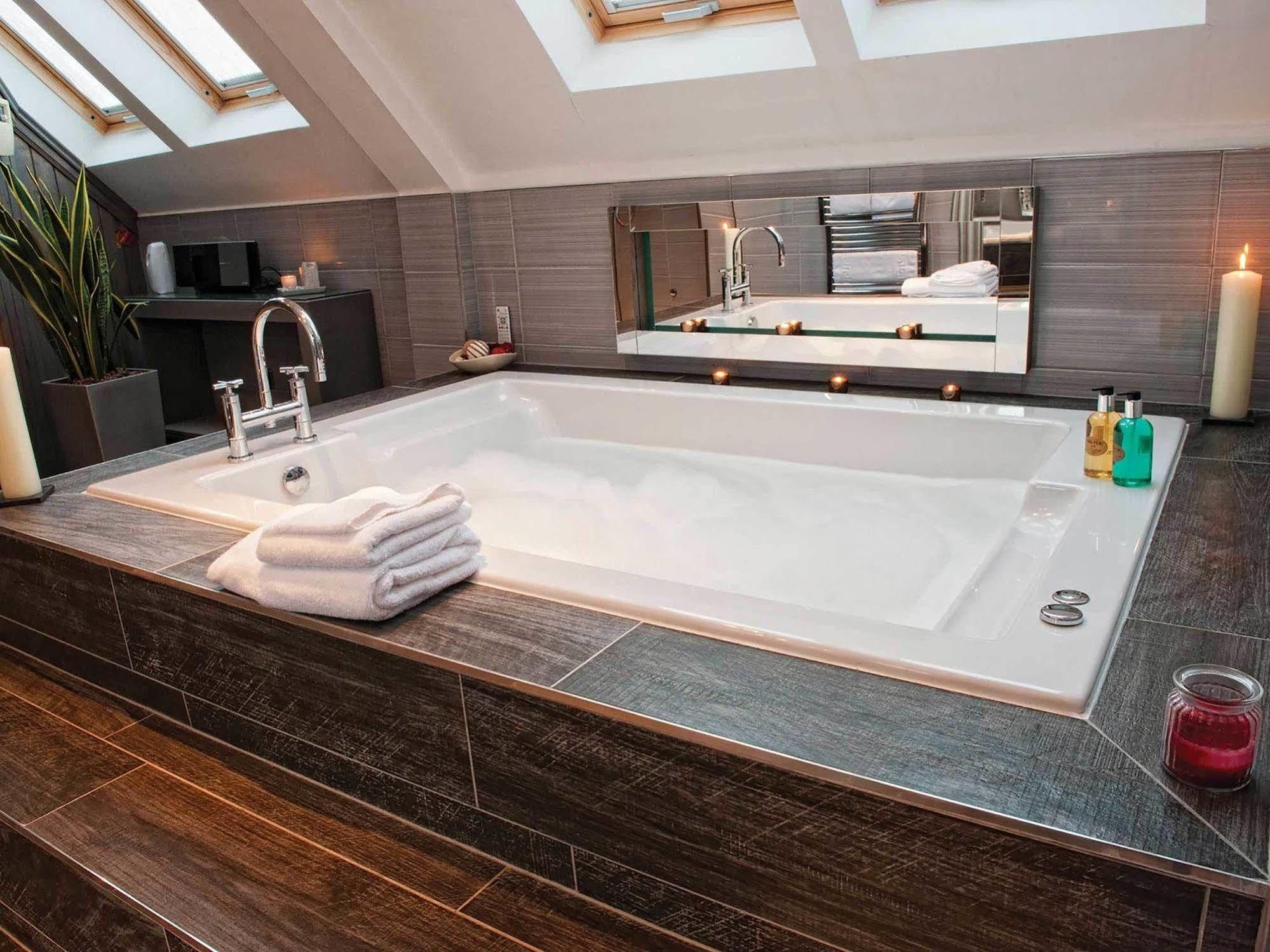 The Gailes Hotel & Spa Ирвин Экстерьер фото